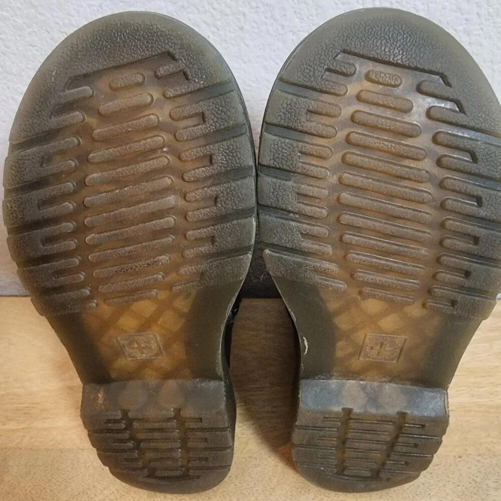 Dr. Martens brand dr